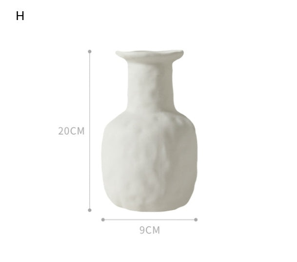 Nestellé Sculpted Ceramic Accent Vase