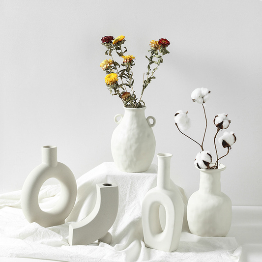 Nestellé Sculpted Ceramic Accent Vase