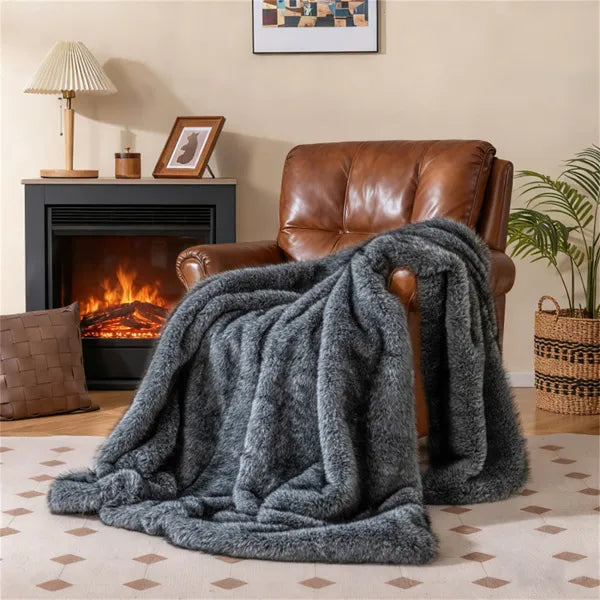 Luxury Faux Fur Throw Blanket