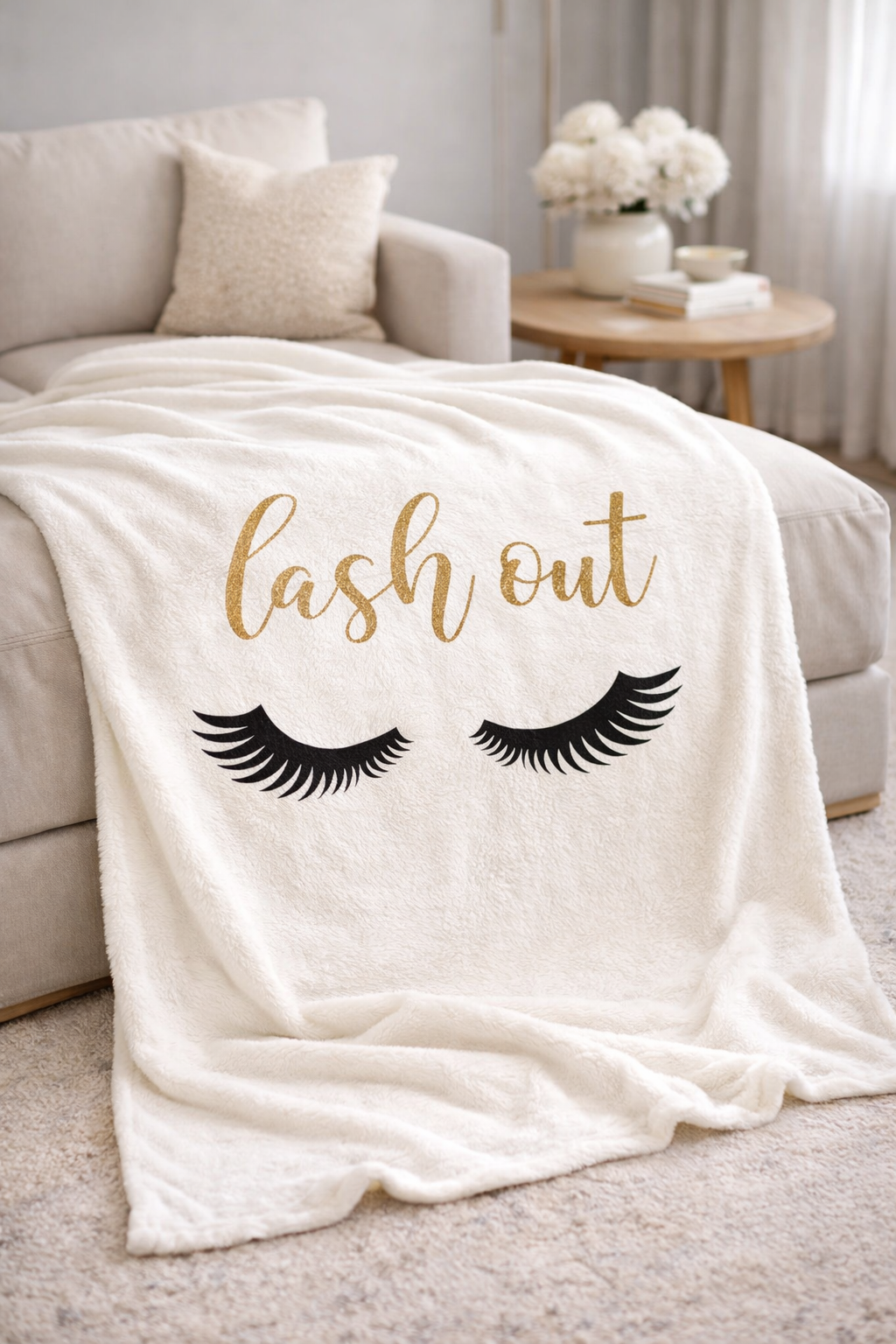 Luxuary White and Gold Sherpa Throw Blanket—60x80 Plush Cozy Lash Design